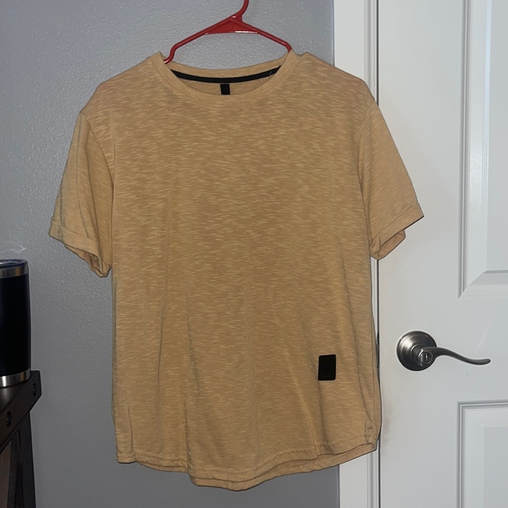 Men’s streetwear style shirt